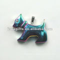 Colgantes de forma de perro Hematite arco iris con diamante y plata Encontrar